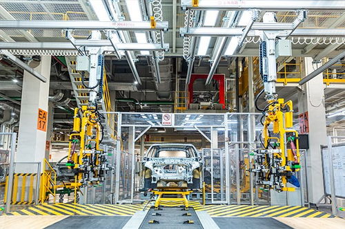 技术领先 生产ID.4X等车型 上汽大众新能源工厂10月正式投产